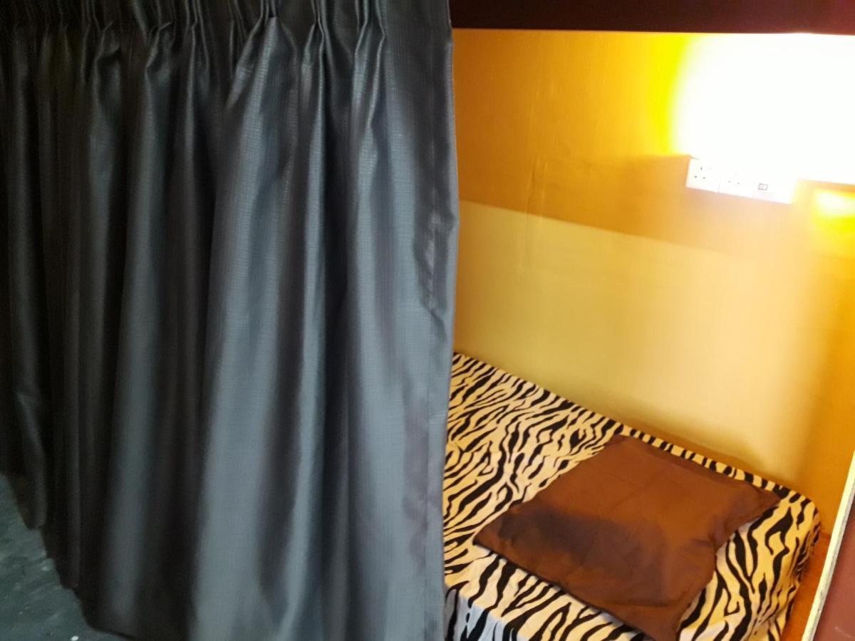 The Cave Hotel ตานาห์ราตา ห้อง รูปภาพ